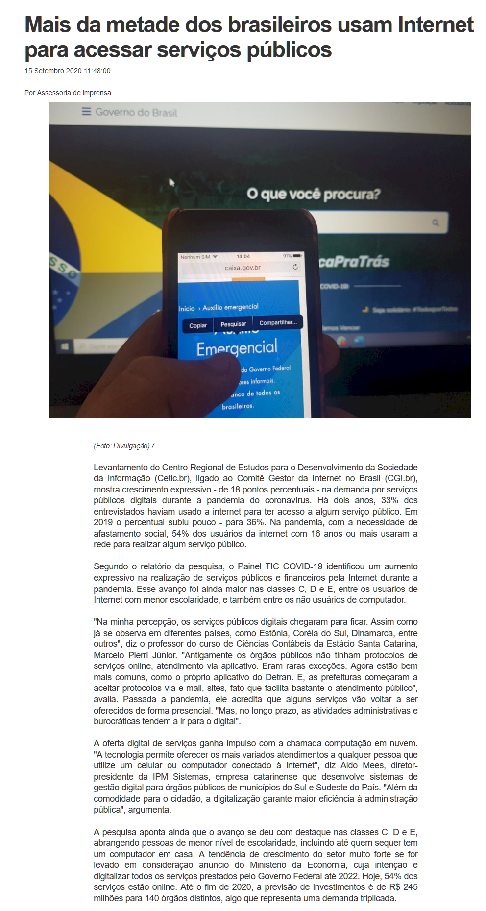 Mais da metade dos brasileiros usam Internet para acessar serviços públicos
